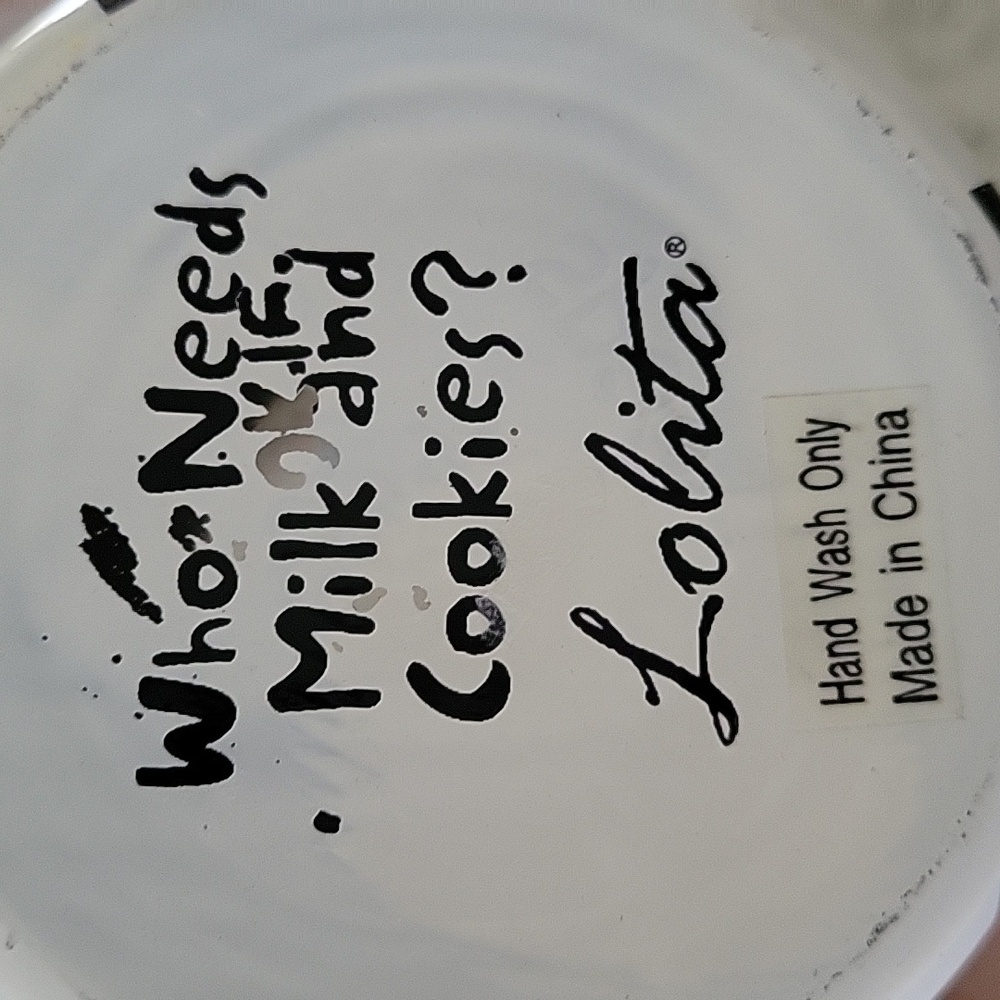 Lolita "Who Needs Milk and Cookies" Santa Claus  Beer Glass 16oz - Picture 6 of 6